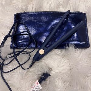 Luxe+willow used once mini straightener